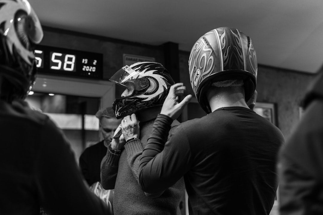 Mastering Motorcycle Helmet Fit: A Comprehensive Guide for Riders - OPlace