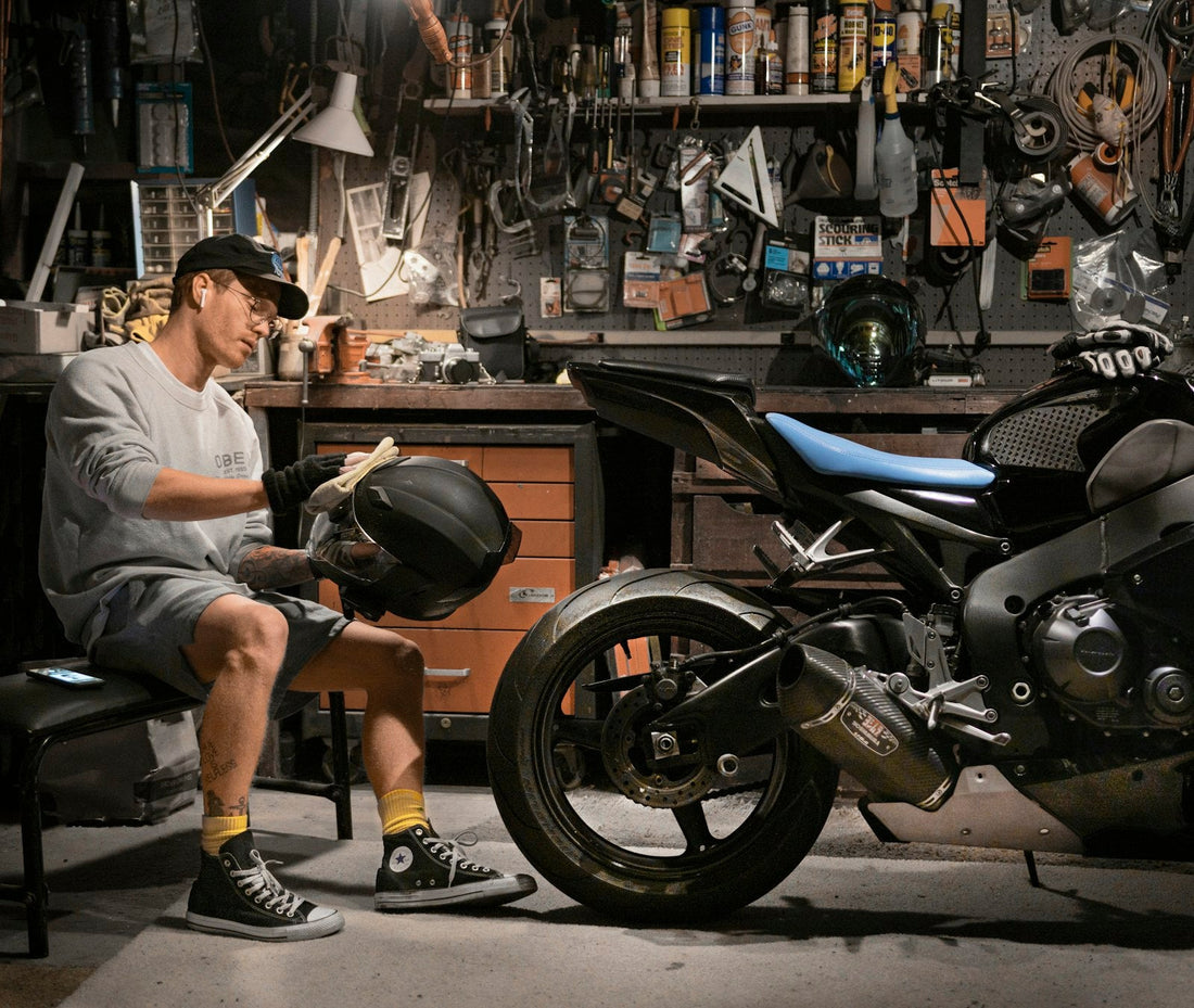 Motorcycle Balaclava Guide: Fit, Wind Protection, and Helmet Comfort for Riders - OPlace