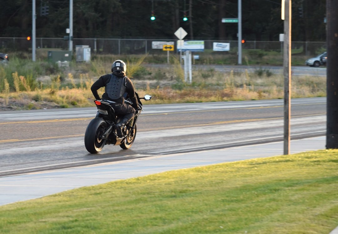 Motorcycle Ergonomics: Optimizing Comfort and Control on Your Ride - OPlace