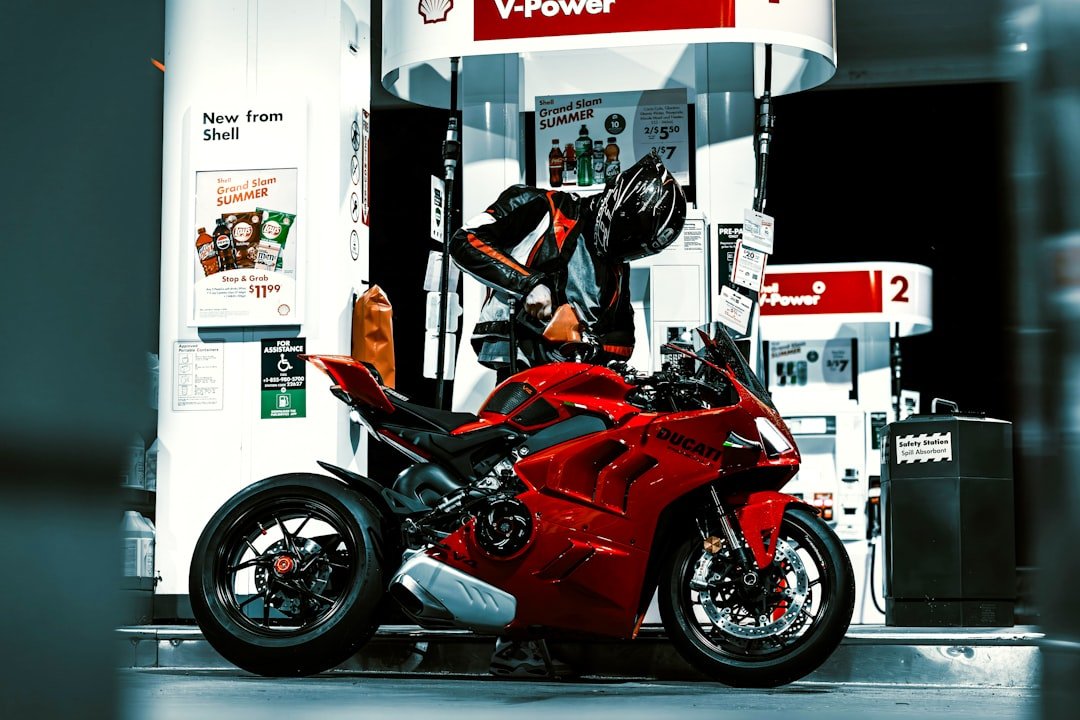 Motorcycle Gear Essentials: A Comprehensive Checklist for Every Rider - OPlace