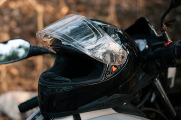 Motorcycle Helmet Visor Cleaning: A Rider's Guide to Clear Vision