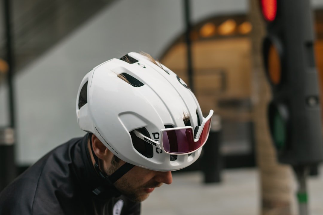 Top Rated Helmet Safety Light Kits for Urban Bike Commuting: Reviews & Guide - OPlace